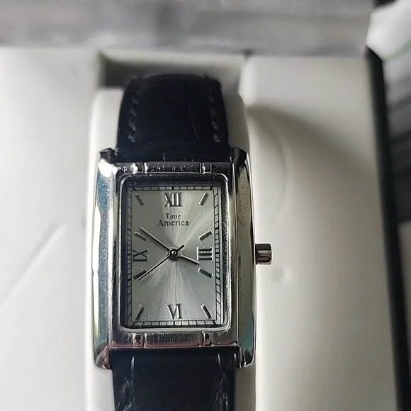 Time America Tank Style Watch - Picture 2 of 5